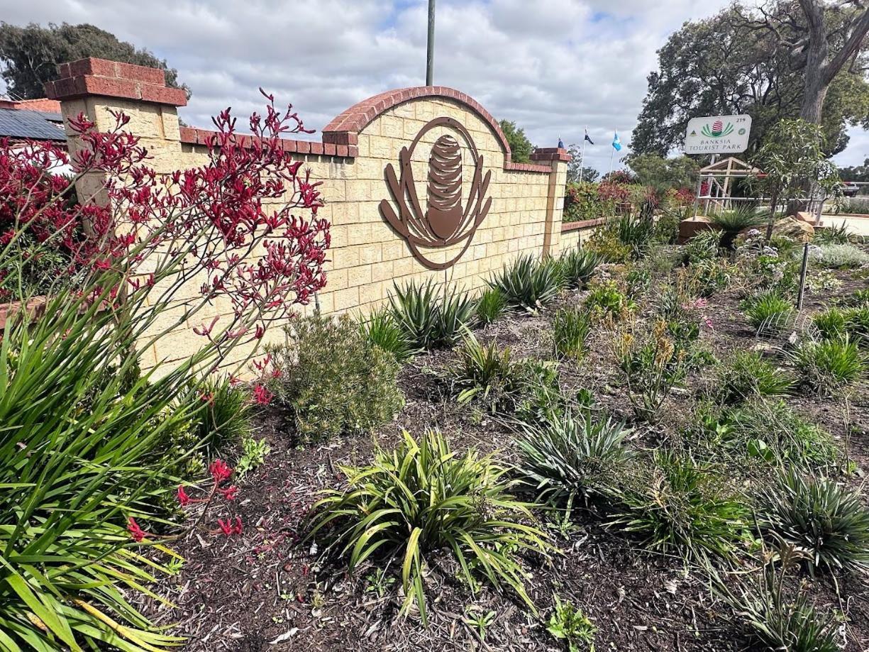 Banksia Tourist Park Hotell Perth Exteriör bild