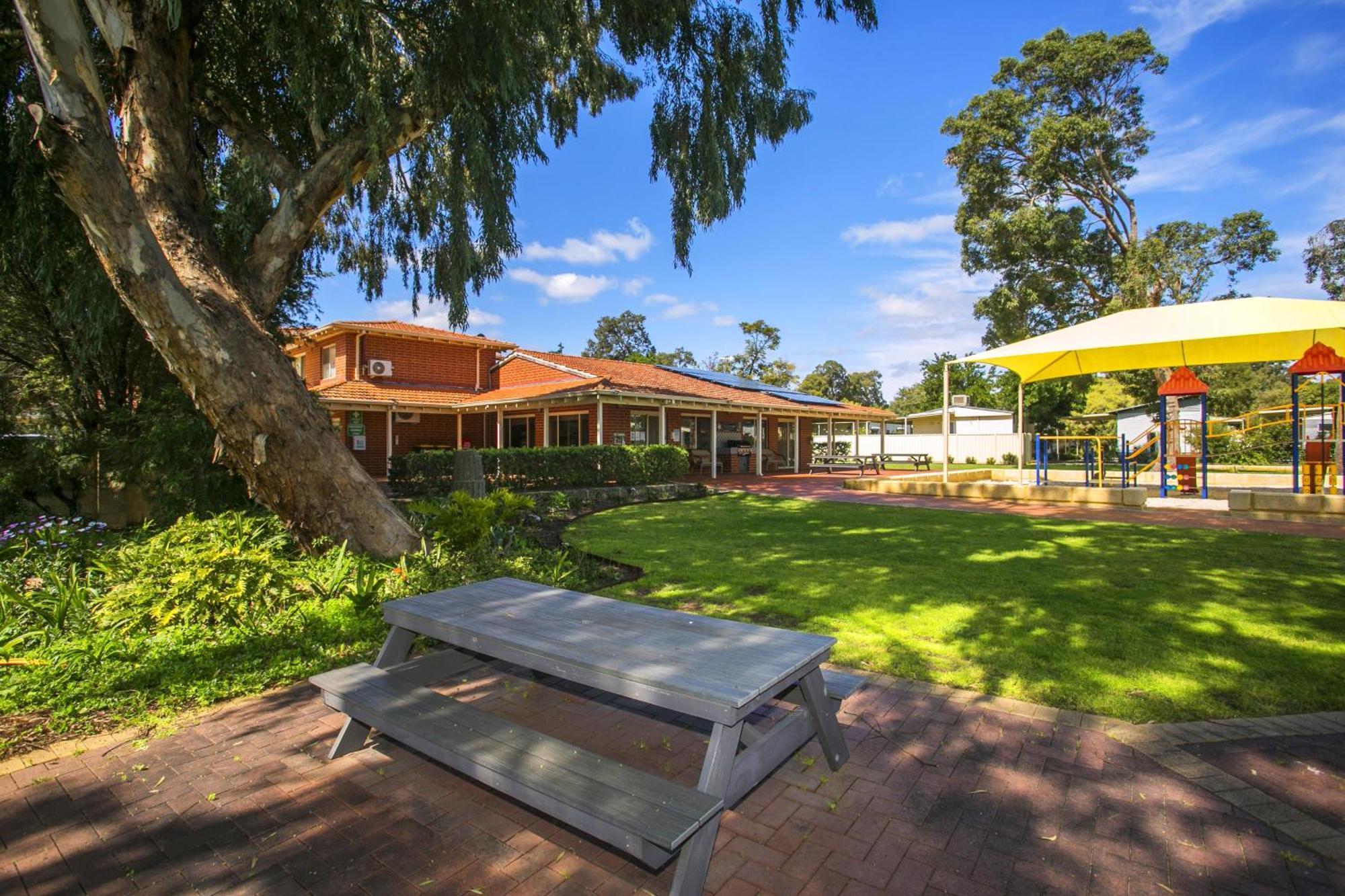 Banksia Tourist Park Hotell Perth Exteriör bild